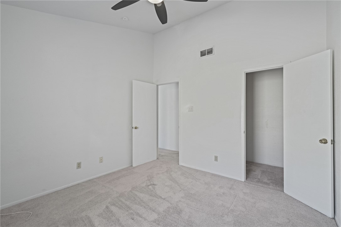 2406 Capitan Dr D Property Photo 6