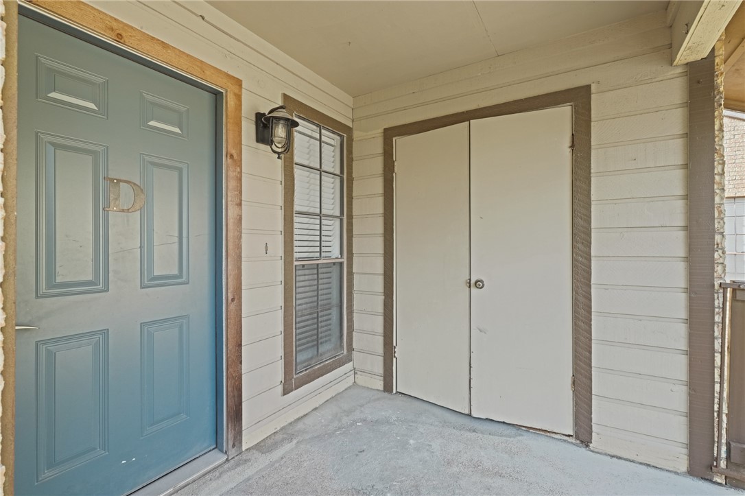 2406 Capitan Dr D Property Photo 13