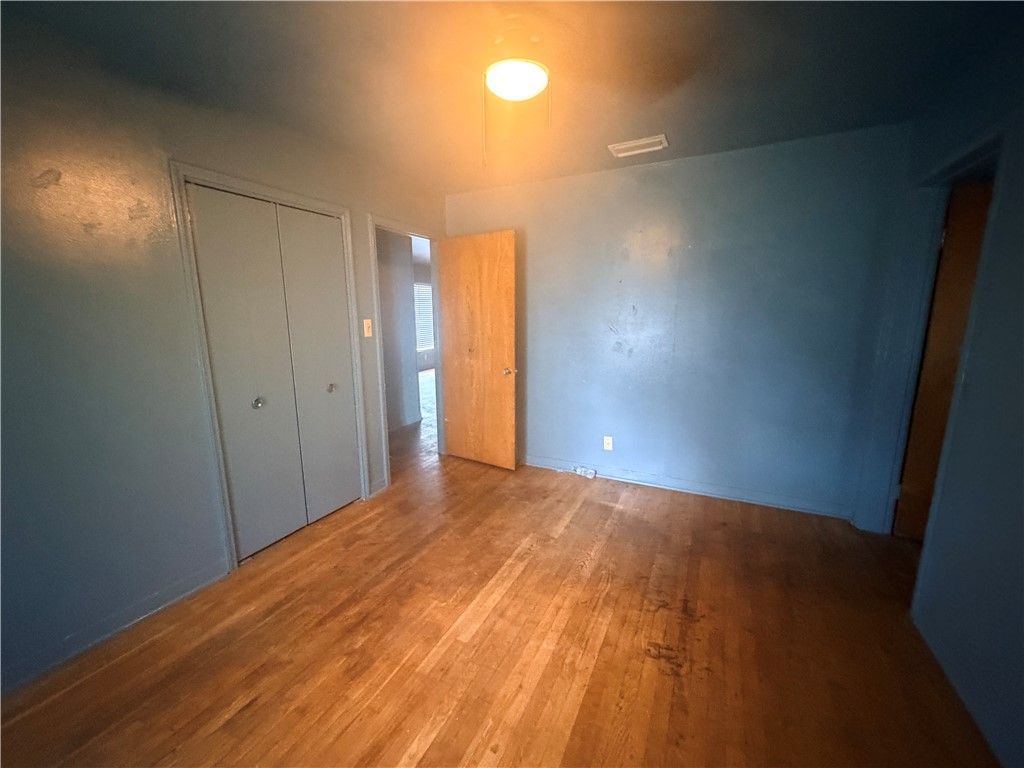 809 Loma St Property Photo 7