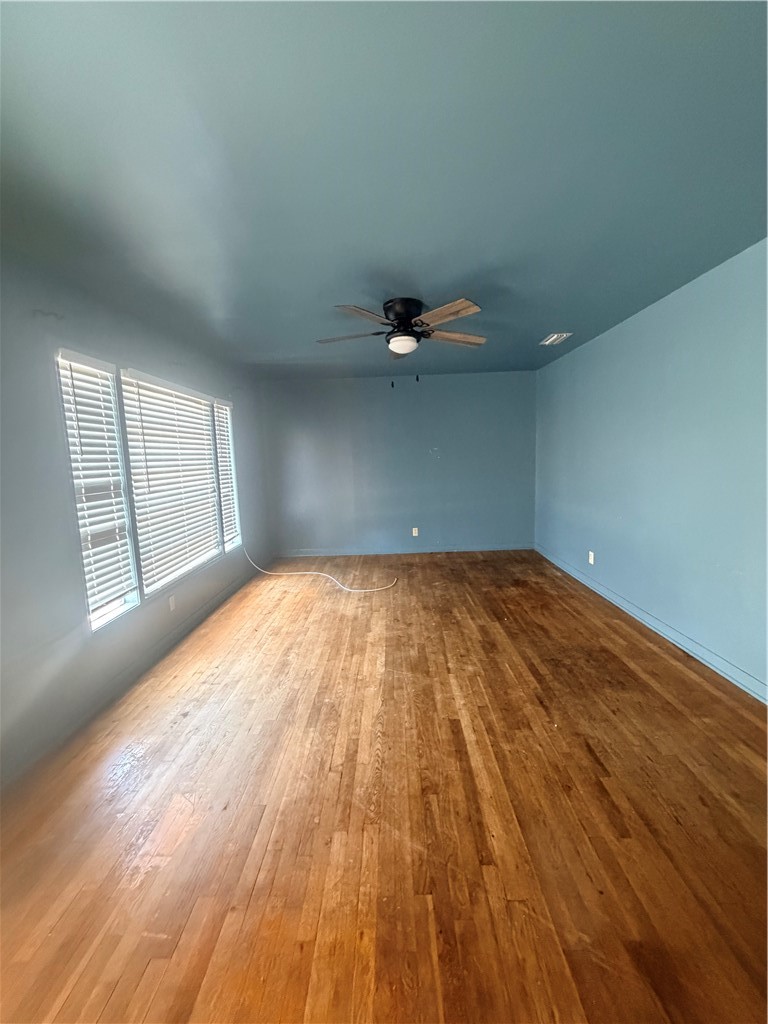 809 Loma St Property Photo 14