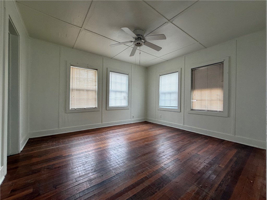 700 W Nettie Property Photo 5