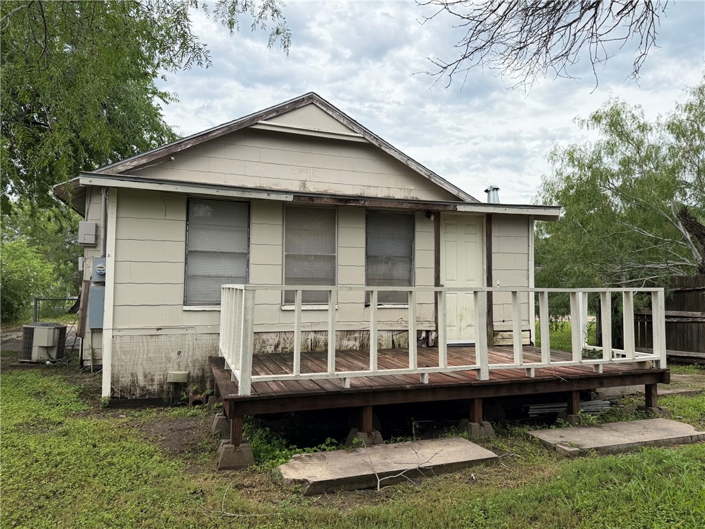 700 W Nettie Property Photo 14