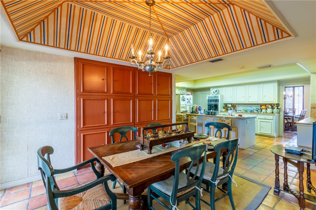 4 Caleta Cir Property Photo 12