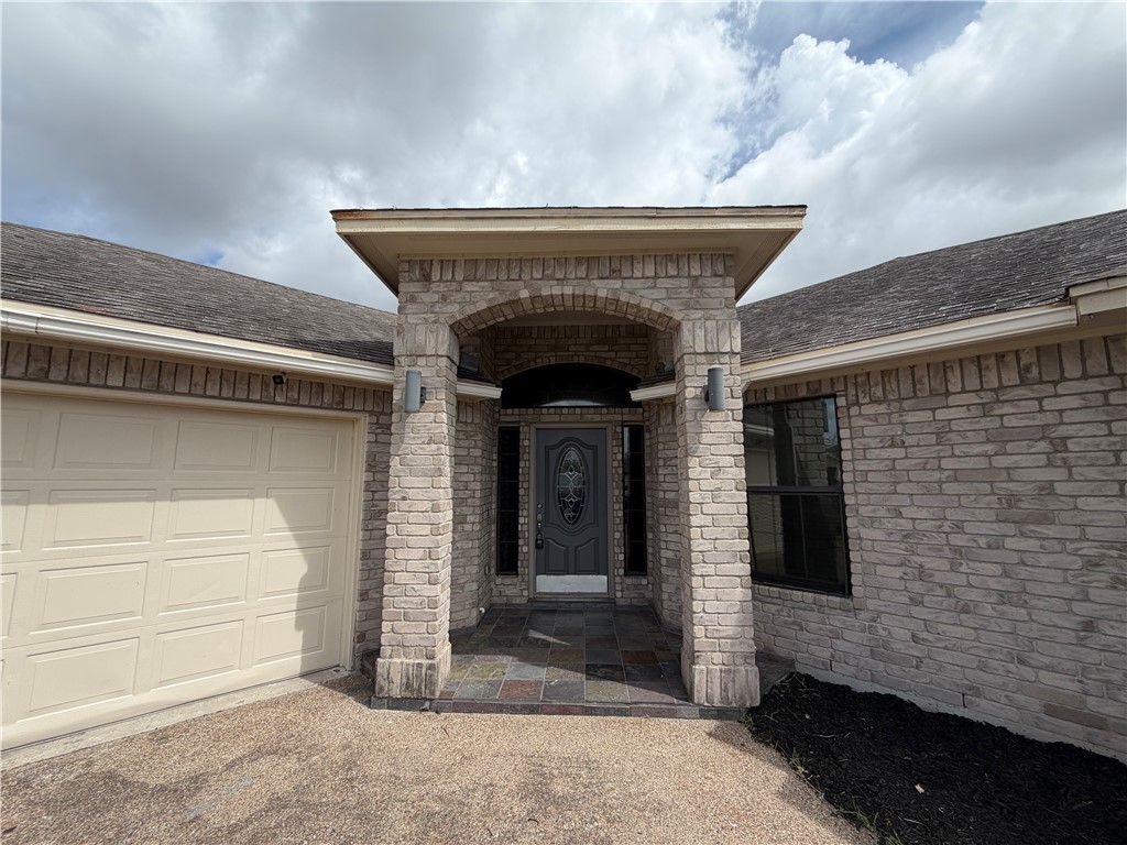 6830 Round Table St Property Photo 3