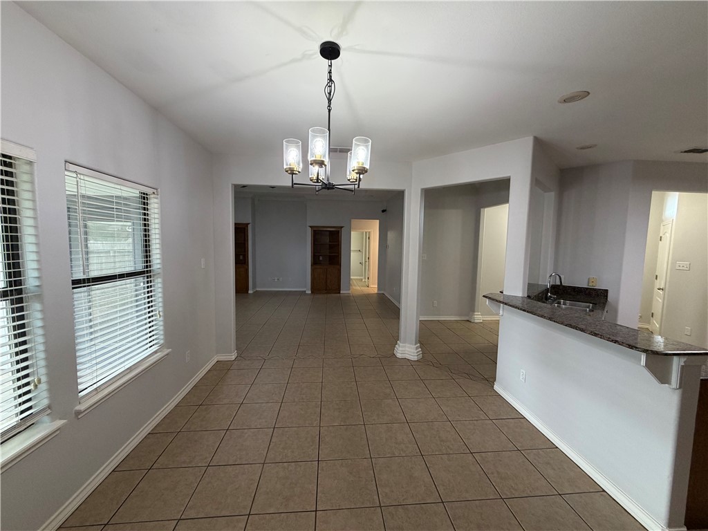 6830 Round Table St Property Photo 10