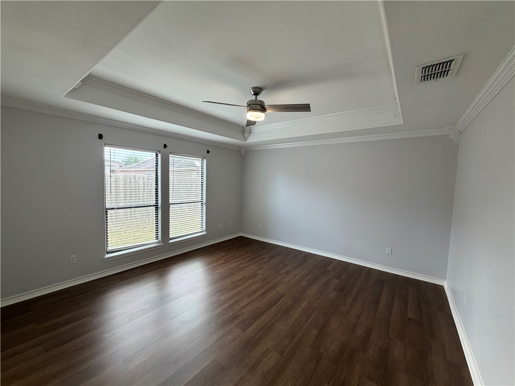 6830 Round Table St Property Photo 20