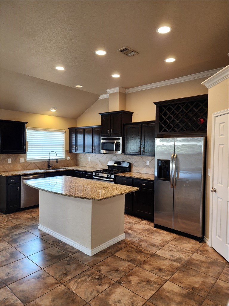 2909 Masterson Dr Property Photo 7