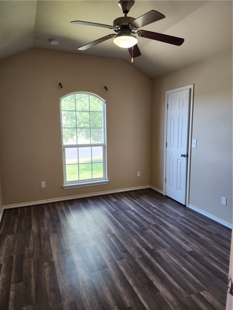 2909 Masterson Dr Property Photo 13