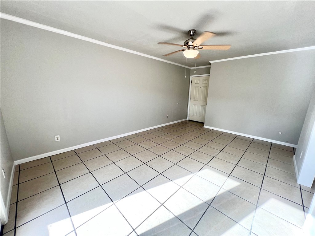 1606 Cimmarron St A Property Photo 4
