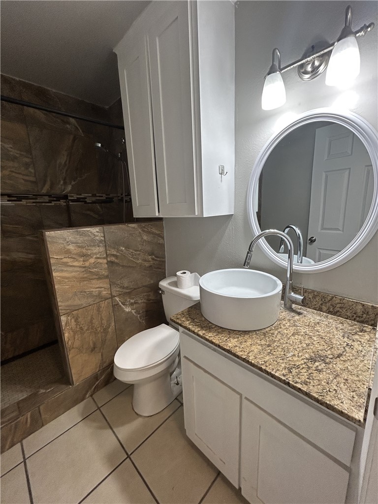 1606 Cimmarron St A Property Photo 10