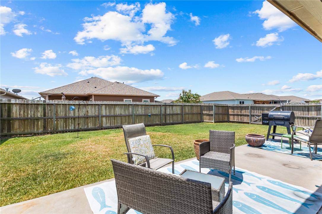 7605 Sable Creek Dr Property Photo 28