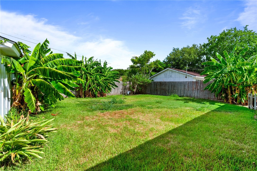 726 Meadowbrook Dr Property Photo 26