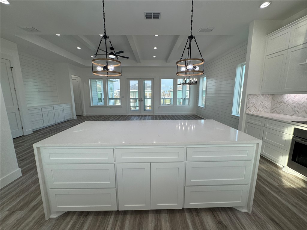 138 Sea Air Property Photo 9