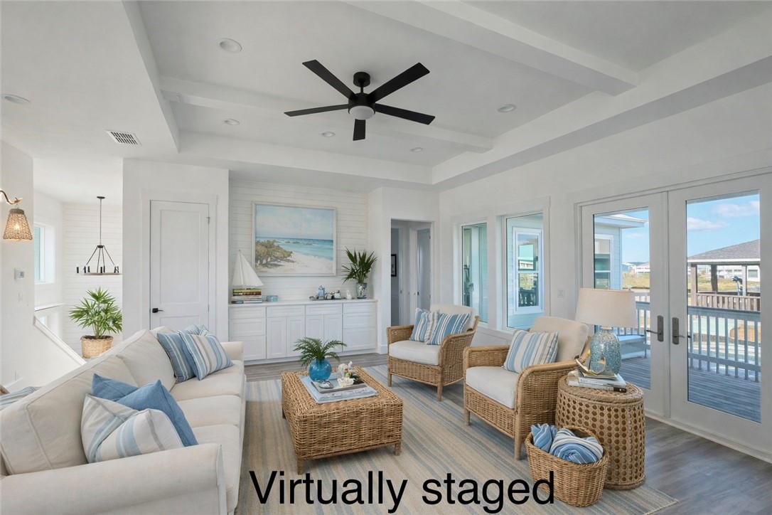 138 Sea Air Property Photo 11