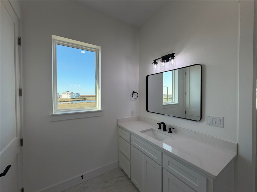 138 Sea Air Property Photo 23