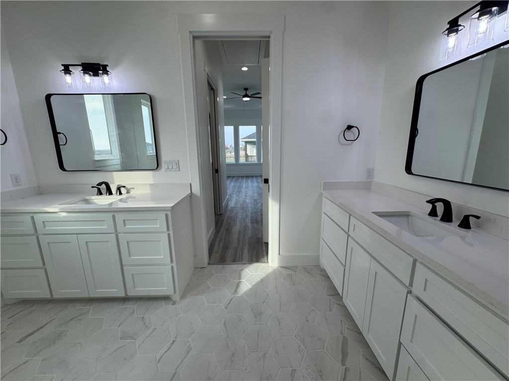 138 Sea Air Property Photo 24