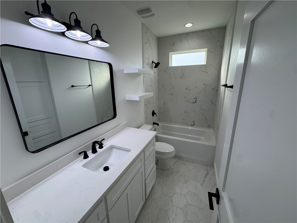 138 Sea Air Property Photo 29
