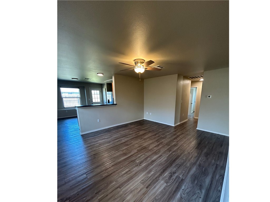 1207 Sacramento Property Photo 2