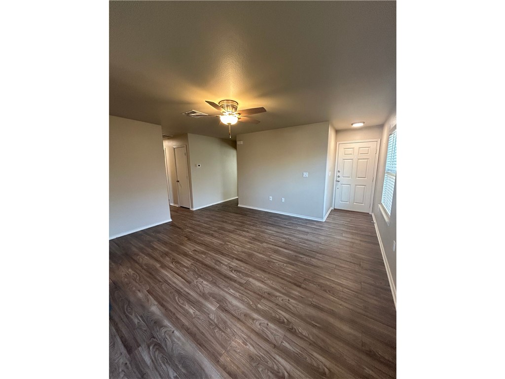 1207 Sacramento Property Photo 3