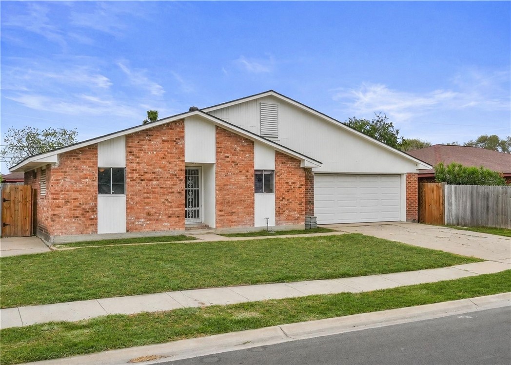 480767 Property Photo 1