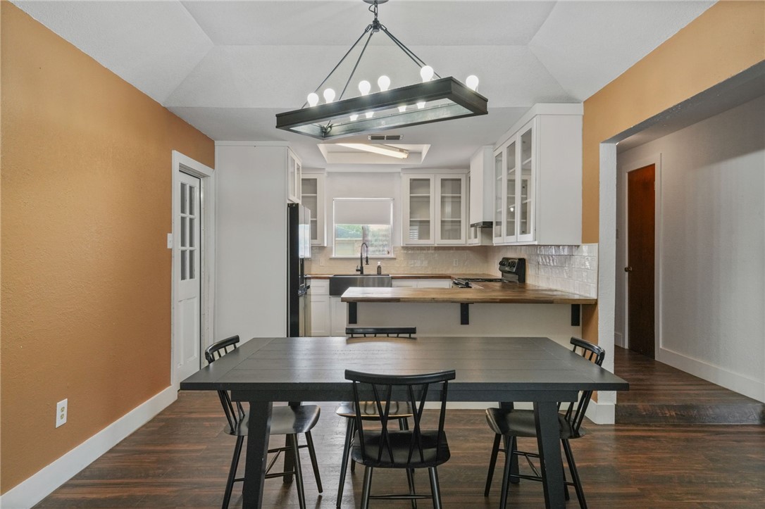 480767 Property Photo 3