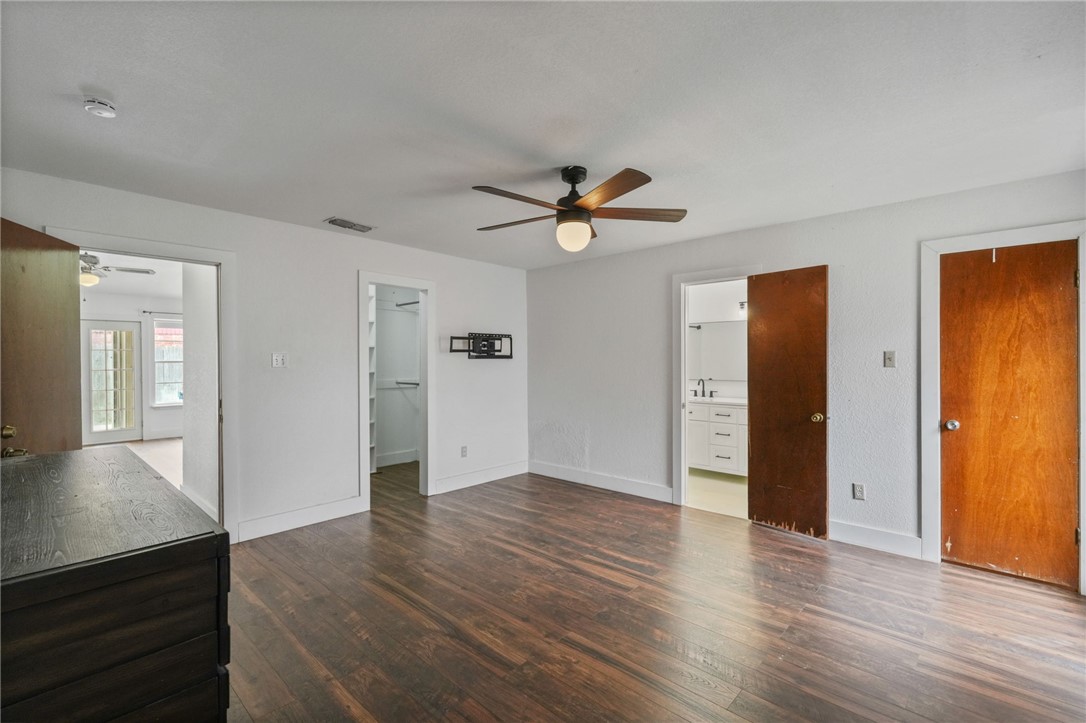 480767 Property Photo 10