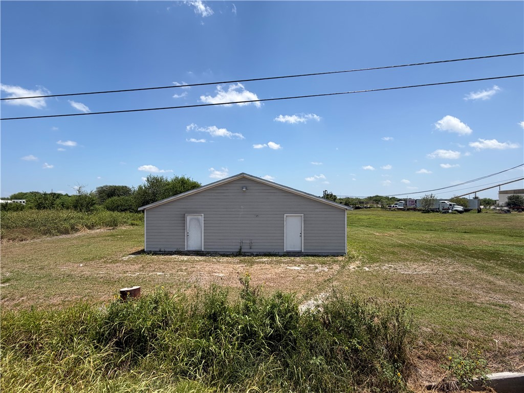 1140 Us-77 Property Photo 2