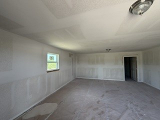 1140 Us-77 Property Photo 3