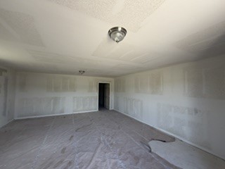 1140 Us-77 Property Photo 4