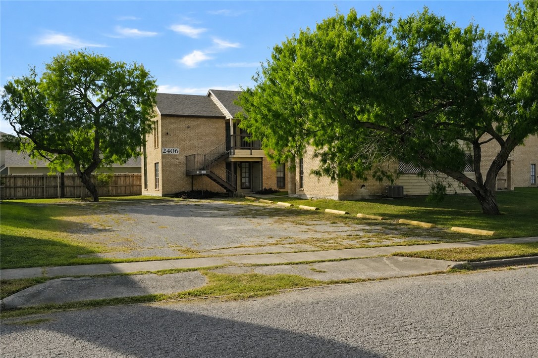2406 Capitan Dr C Property Photo 14