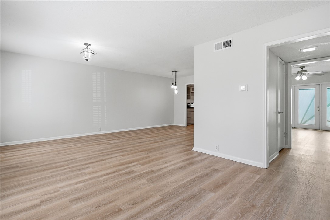 29 Townhouse Lane Property Photo 3