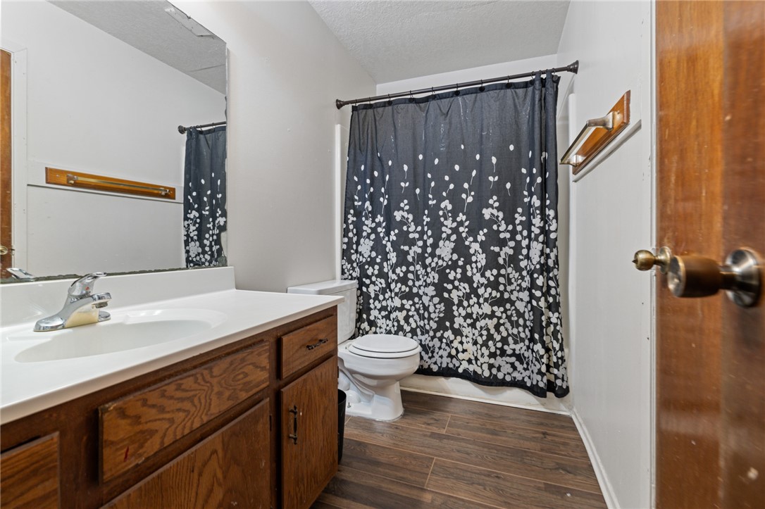 6612 Hardwick Dr B Property Photo 11
