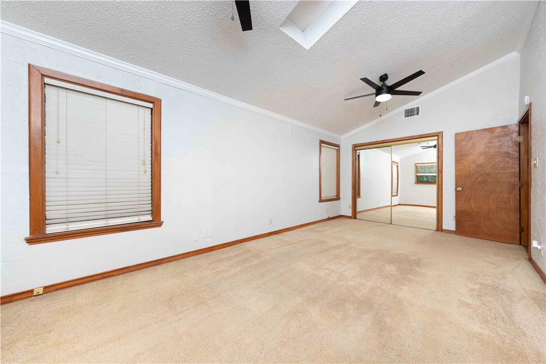 1050 Dorthy Dr Property Photo 15