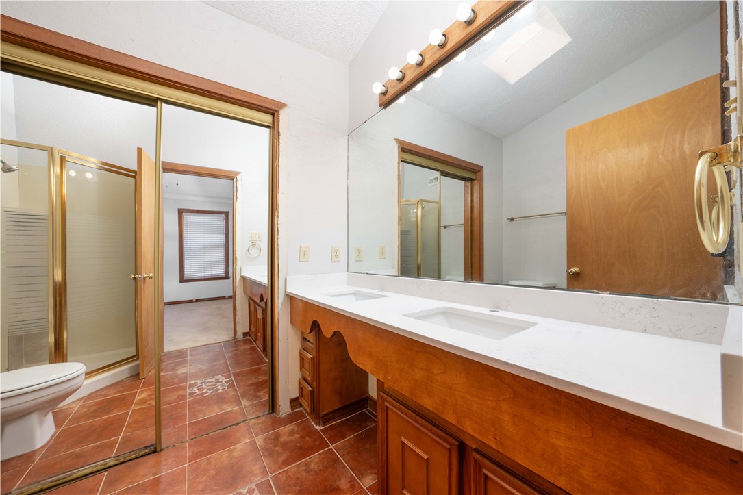 1050 Dorthy Dr Property Photo 17