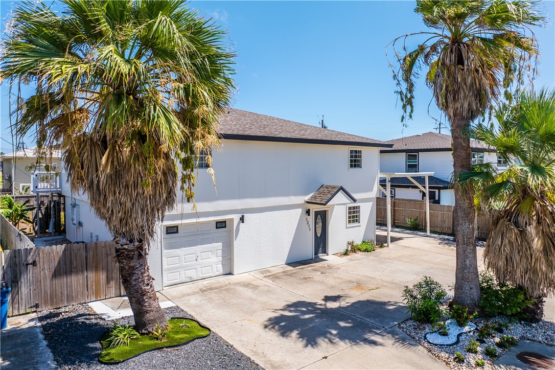 1211 Whispering Sands St Property Photo 1
