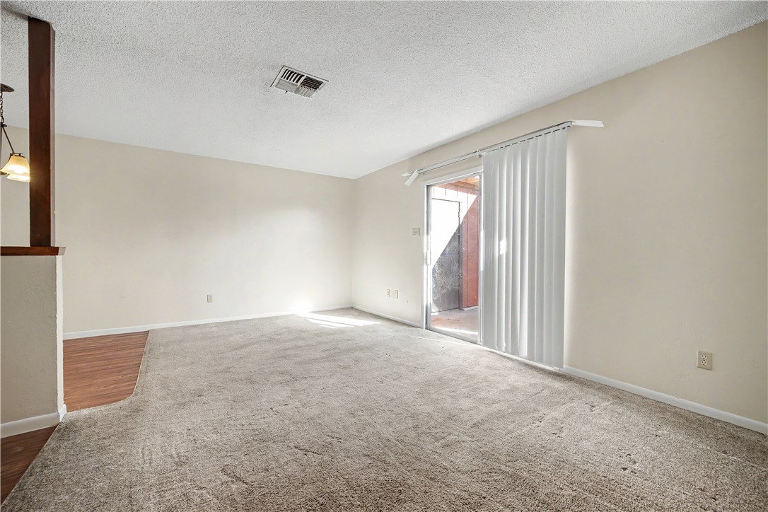 4217 Acushnet Dr D Property Photo 4