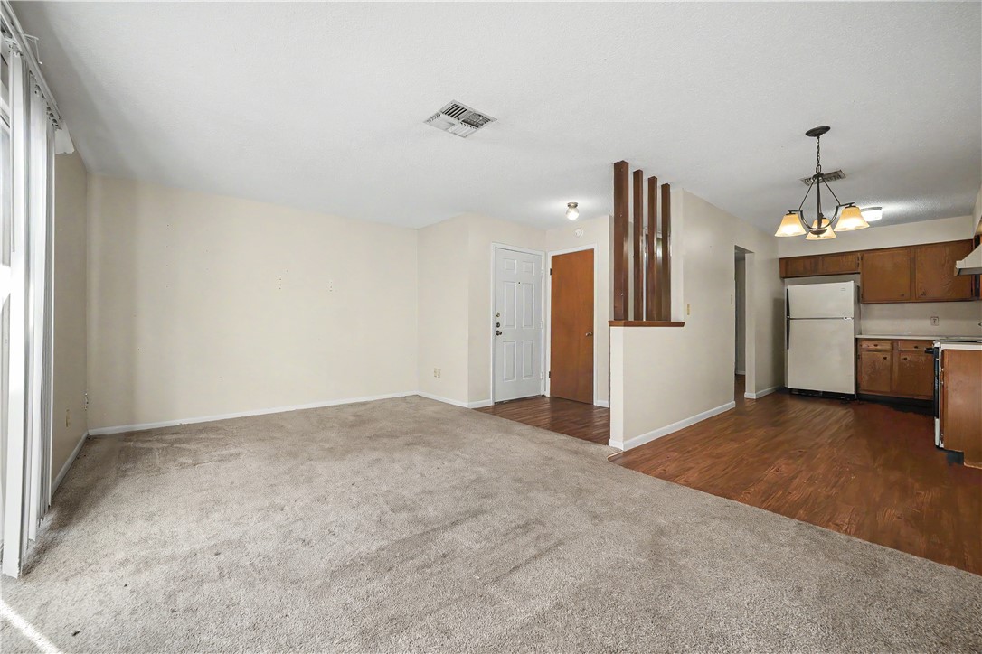 4217 Acushnet Dr D Property Photo 5