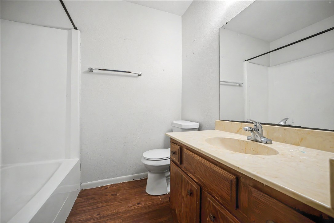 4217 Acushnet Dr D Property Photo 11