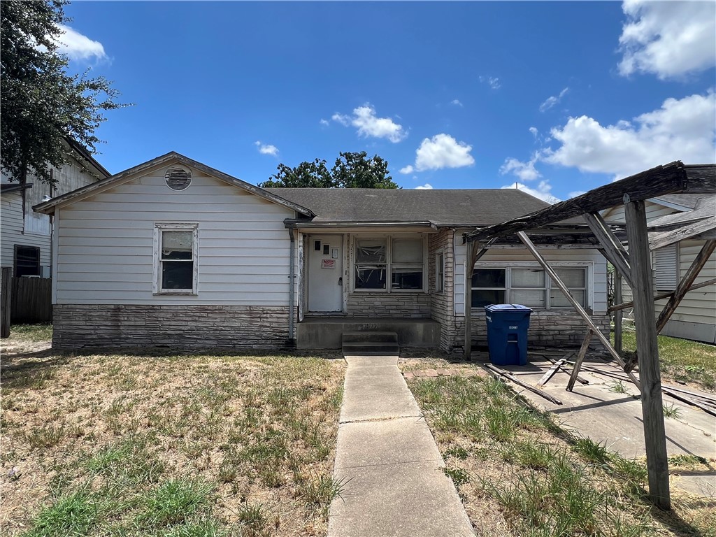 3577 S Naylor Cir Property Photo 1