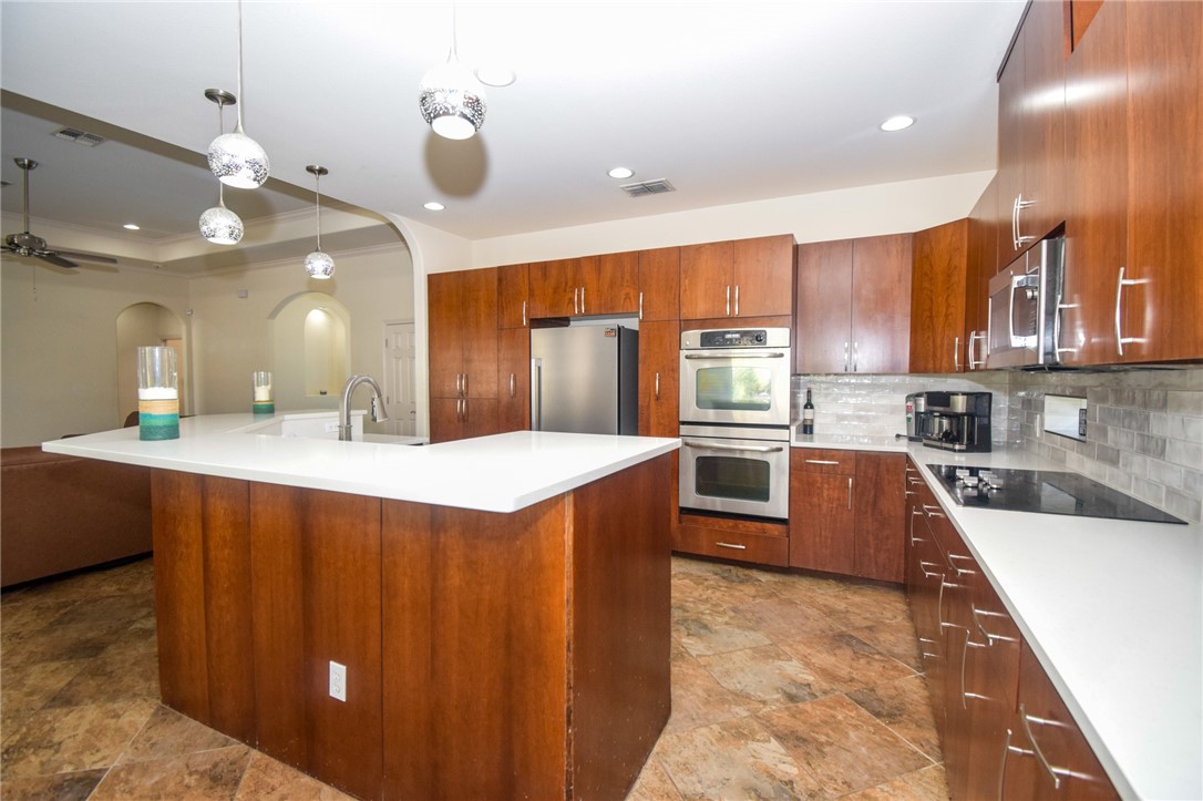 16121 Seagrape St Property Photo 12
