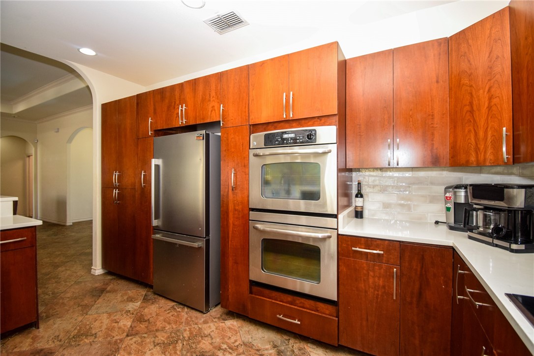 16121 Seagrape St Property Photo 18
