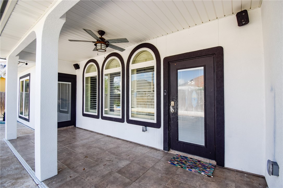 16121 Seagrape St Property Photo 37