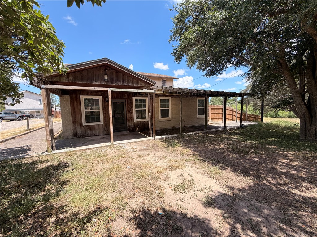 11150 Up River Property Photo 2