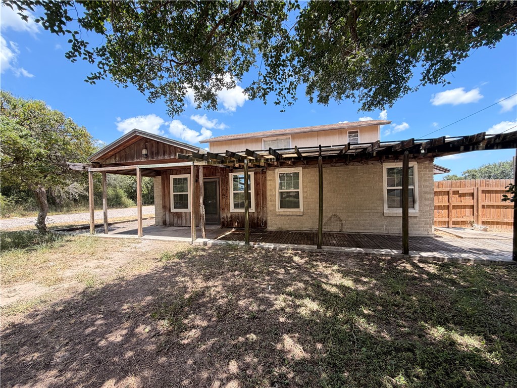 11150 Up River Property Photo 3