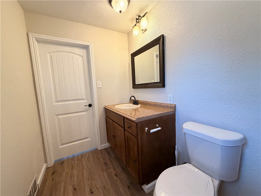 11150 Up River Property Photo 32