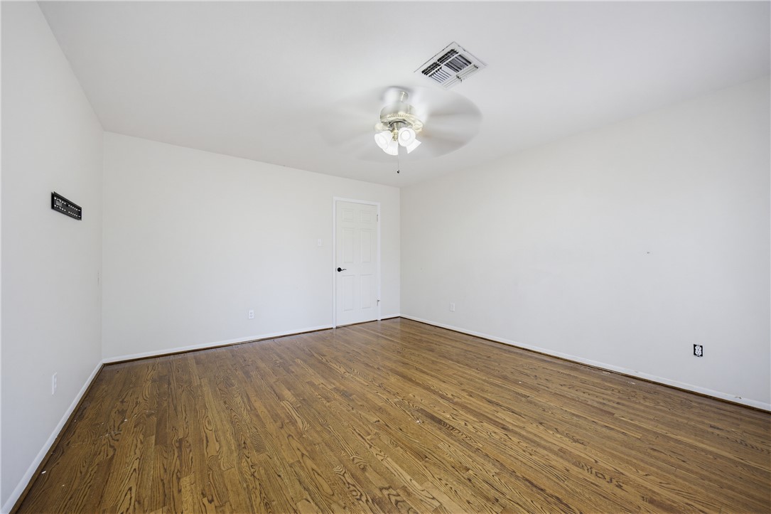 14732 Prairie Creek Dr Property Photo 21