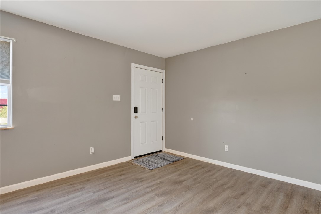 114 W Shady Oak Property Photo 18