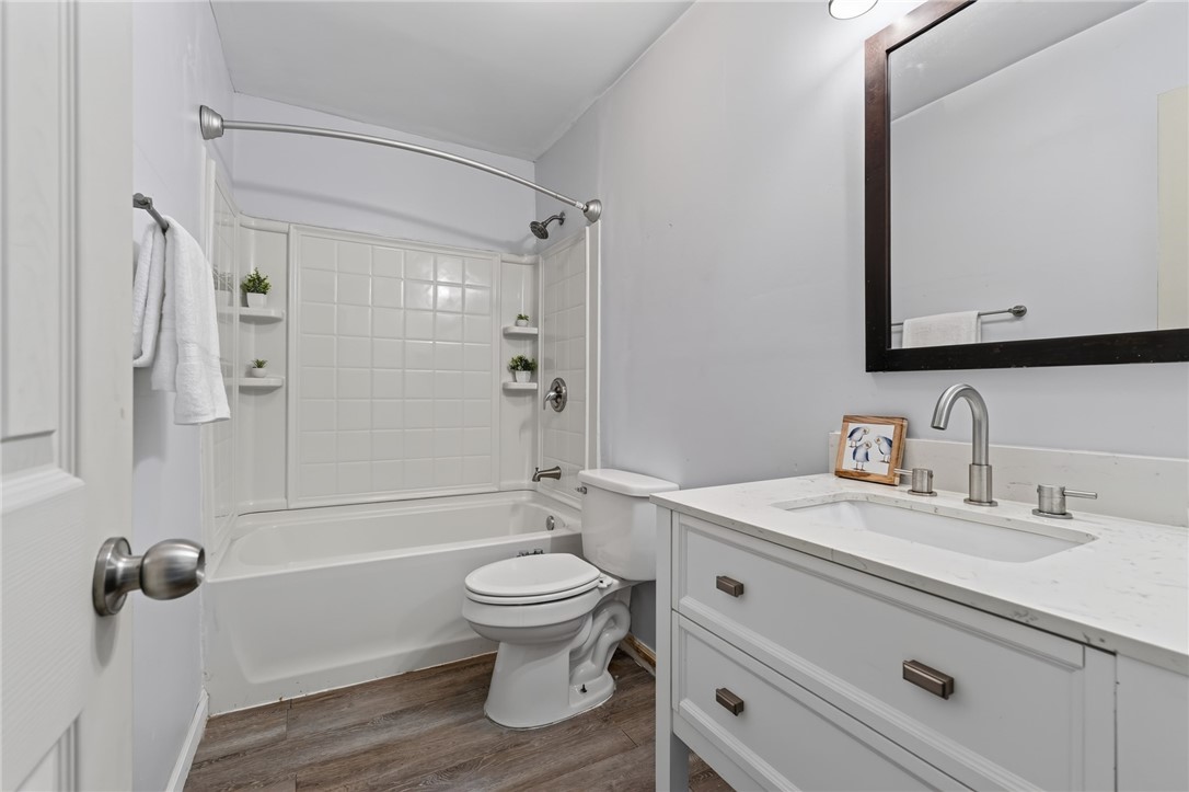 114 W Shady Oak Property Photo 30