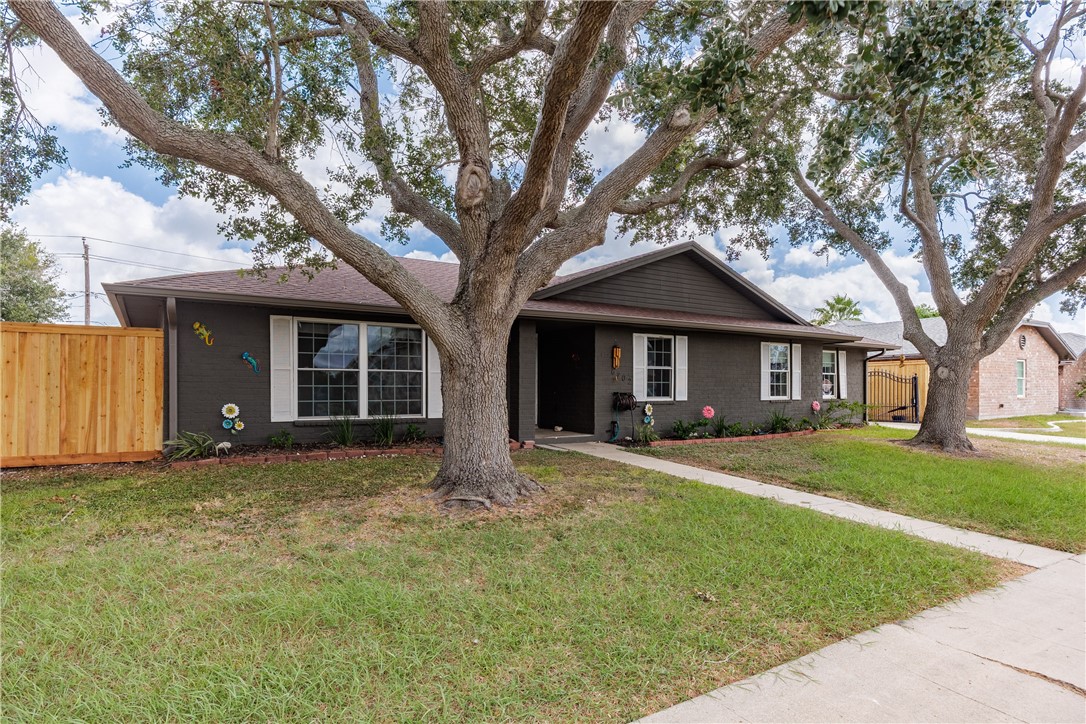 6702 Sahara Dr Property Photo 1