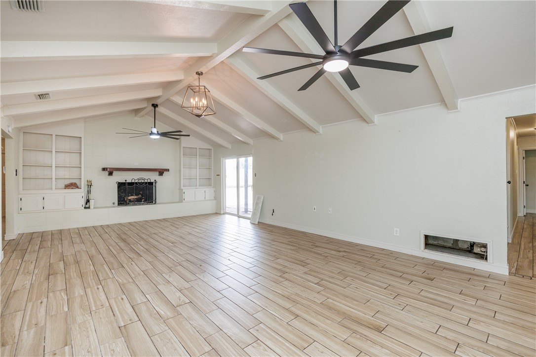 6702 Sahara Dr Property Photo 8